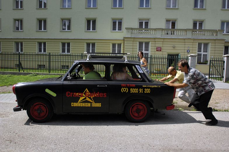 communism tour car push