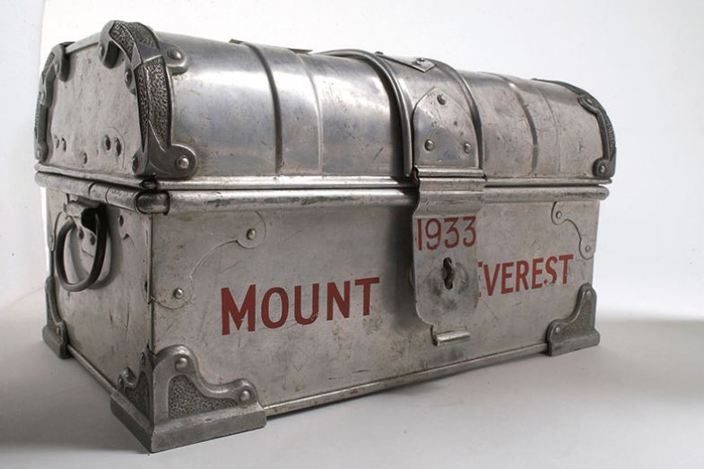 Medicine chest used on Everest 