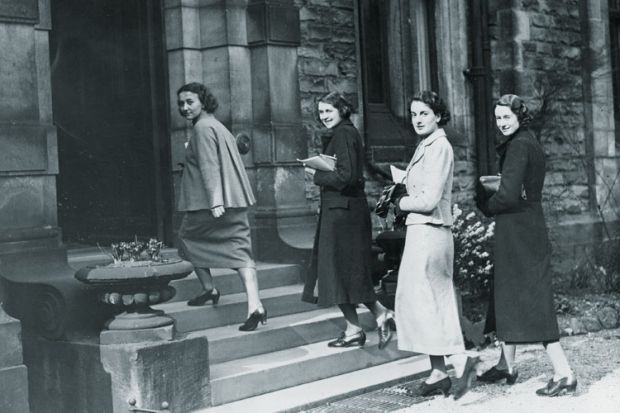 1930s female students, University of Leeds