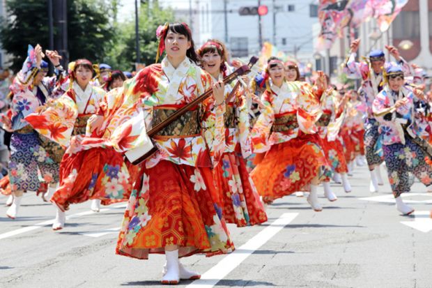 Japanese dancers