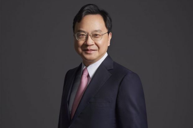 Dennis Lo