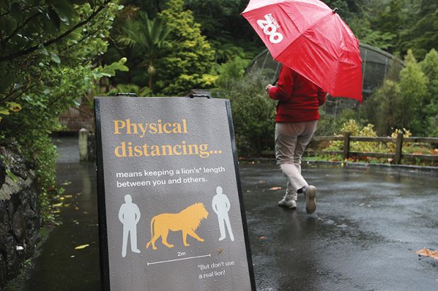 Social distancing sign at Auckland Zoo